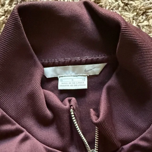 Nike Men’s Vintage Burgundy Full Zip Track Jacket Size Large - Picture 3 of 4